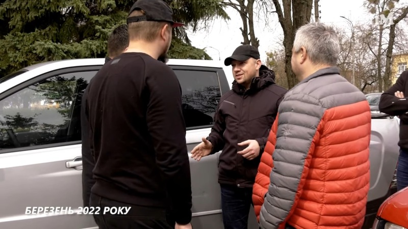 Прилуцькі волонтери не покаладають рук.